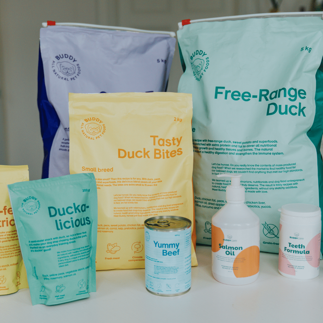 Torrfoder, våtfoder, snacks, kosttillskott hund